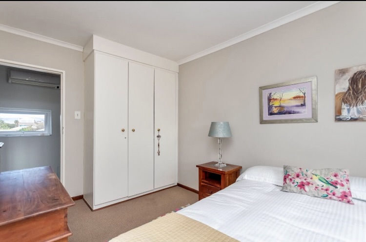 2 Bedroom Property for Sale in Waves Edge Western Cape